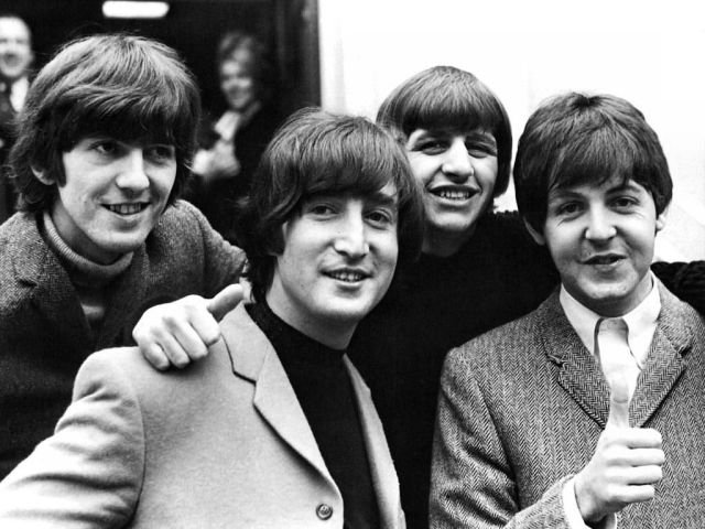 Beatles - Can't Bye My Love Şarkı Sözleri